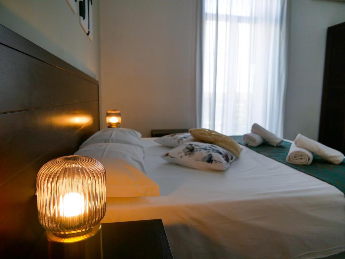 My Friend Antonia Bed and Breakfast Barcellona Pozzo di Gotto Eksteriør billede