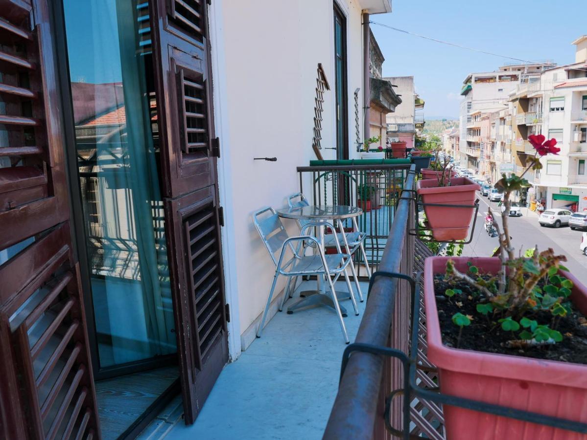 My Friend Antonia Bed and Breakfast Barcellona Pozzo di Gotto Eksteriør billede